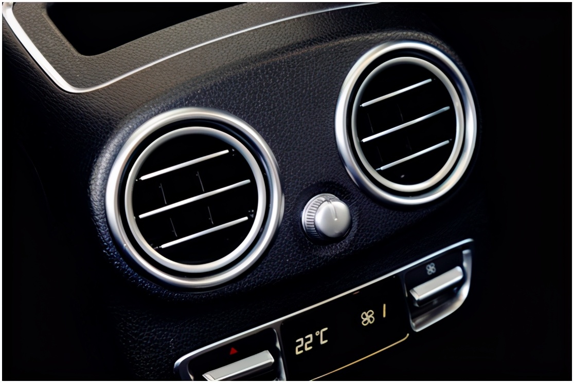 深度试驾奔驰glk300,24款奔驰glc300l豪华7座试驾