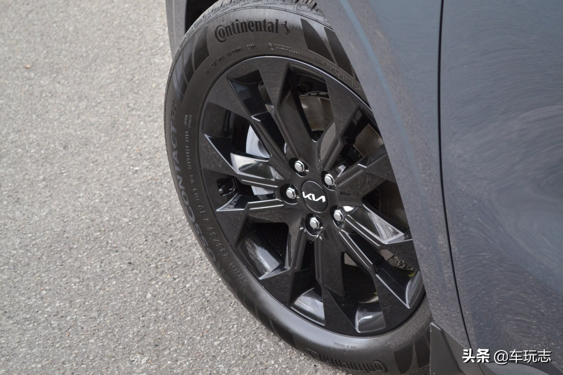 起亚嘉华2022新款图片,新款起亚嘉华商务车图片