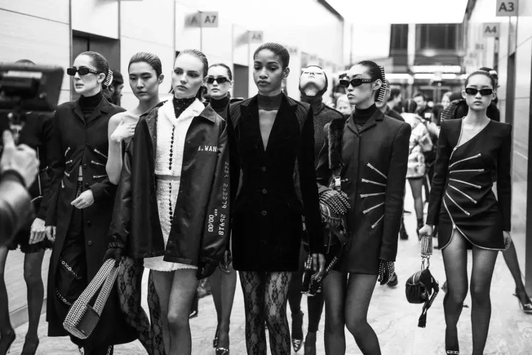 气场十足的墨镜,配墨镜气场超强大