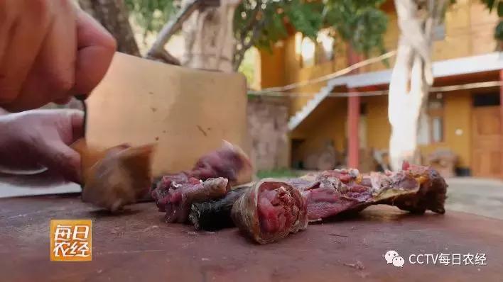 云龙诺邓火腿加工,云龙矮脚鸡