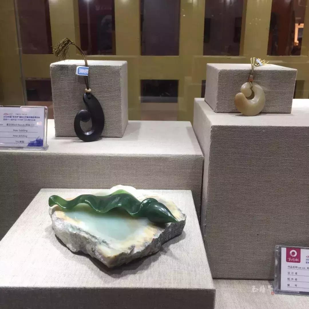 十三届子冈杯玉雕,子冈杯玉雕作品展现场