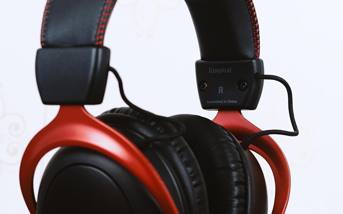 hyperxcloud2耳机好用吗,HyperXCloud2耳机测评