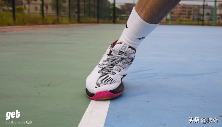 阿迪达斯罗斯9简版,罗斯9值得入手吗