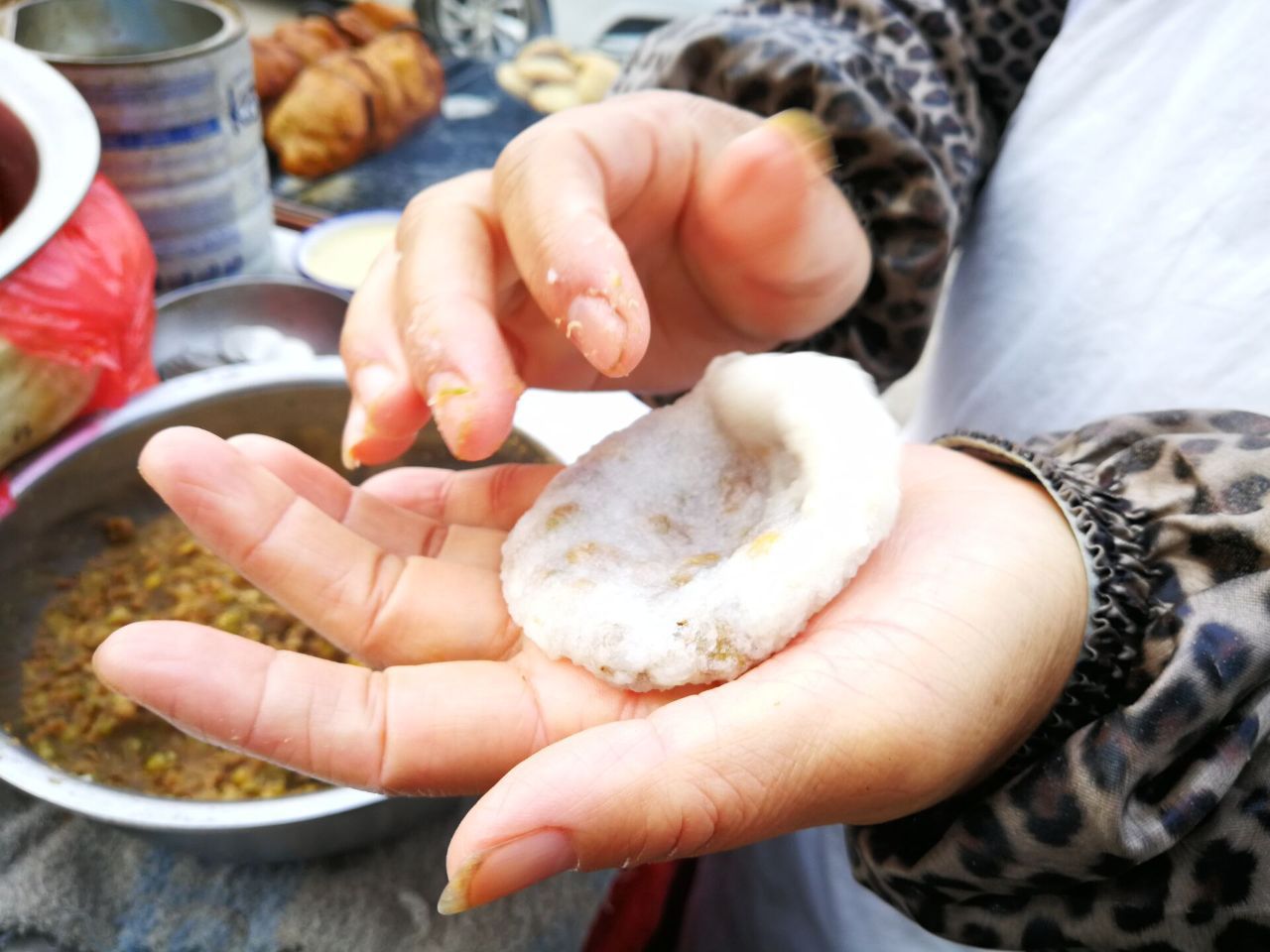 安徽省各市的特色美食蒿子粑,太和美食烧饼