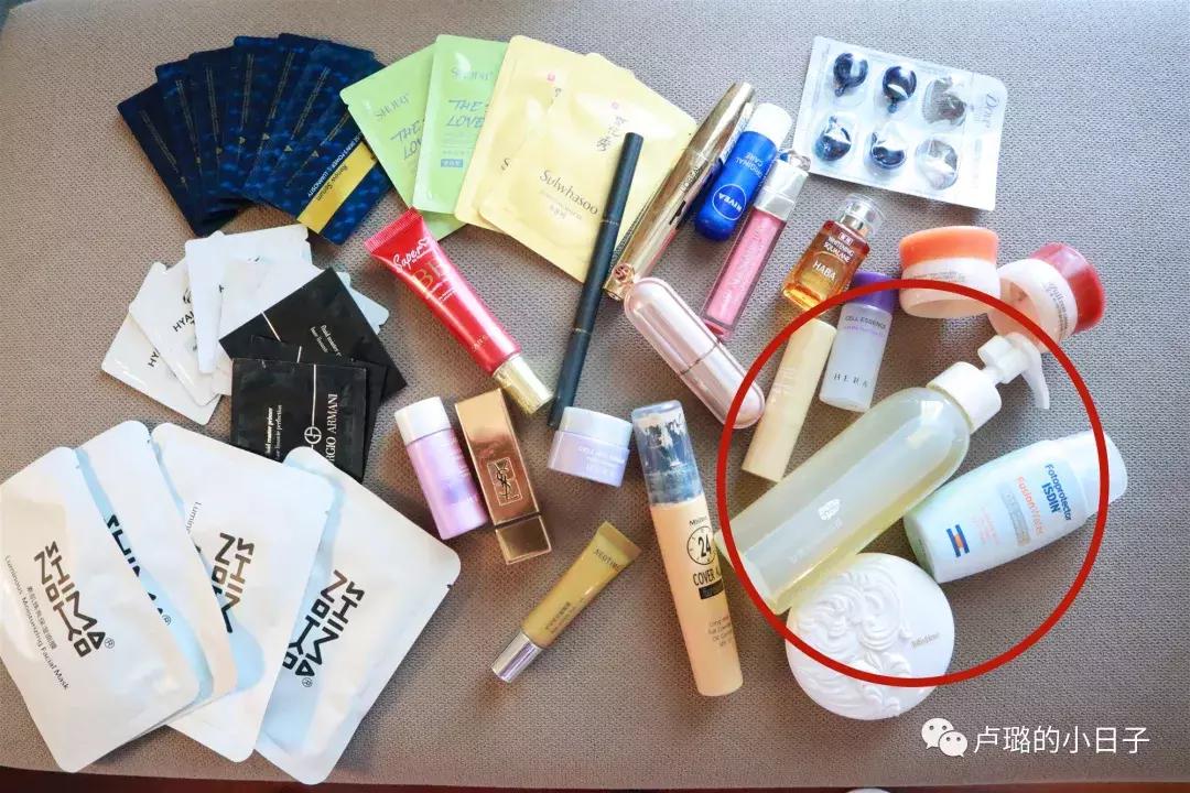 出门便携式化妆包软包中号,旅行化妆包大公开