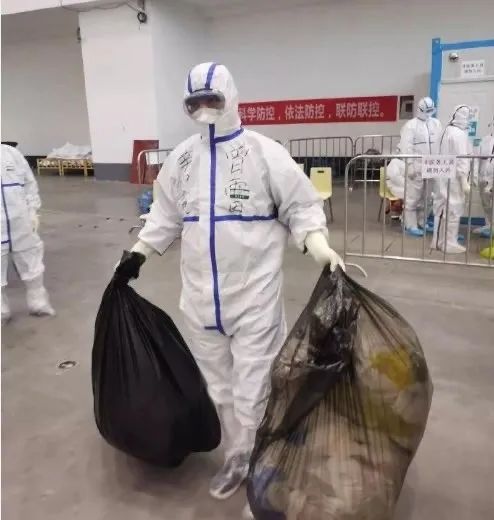 方舱医院曝光视频,2020武汉方舱医院视频