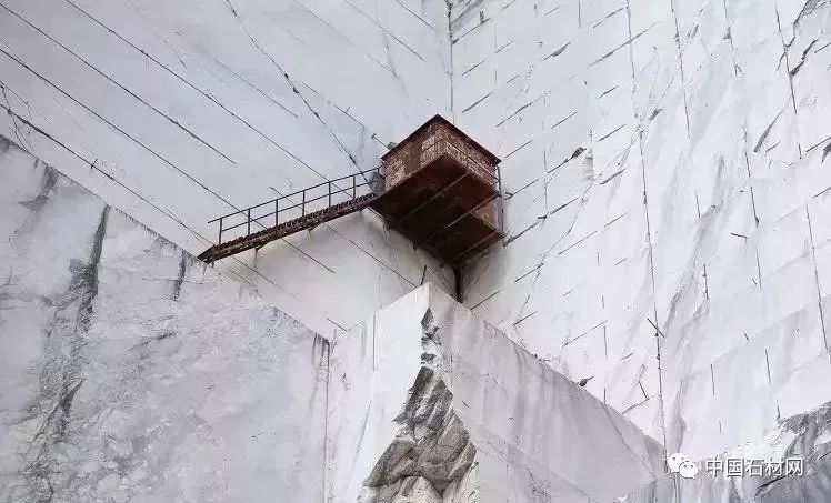 复合鱼肚白大理石为什么贵,鱼肚白大理石贵不贵