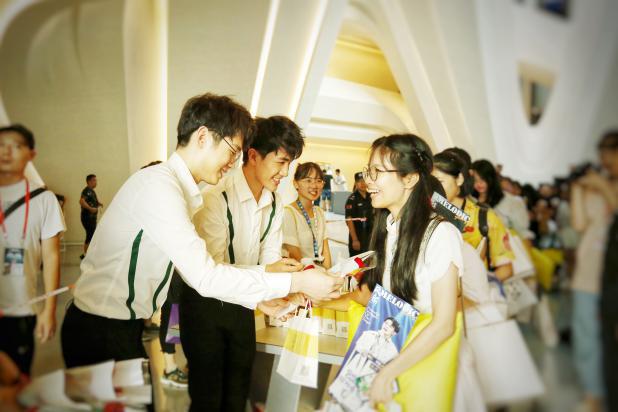 伽蓝春夏化妆品怎么样,伽蓝春夏是什么档次