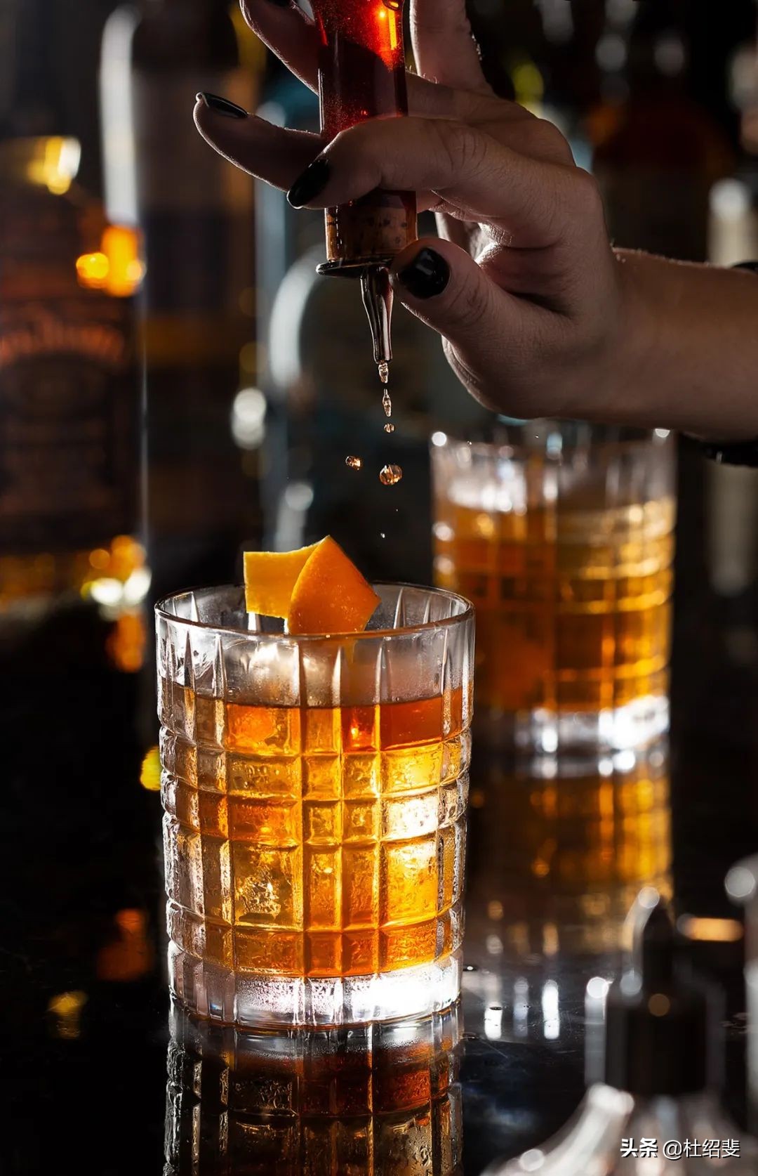 如何请陌生女孩喝一杯(内部交流).PDF