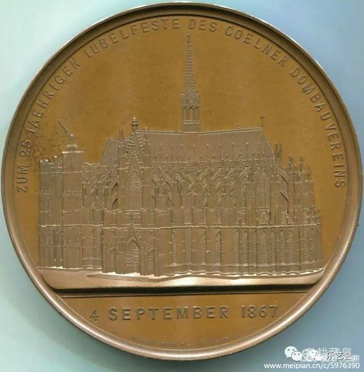 泉耕：教堂建筑金属章