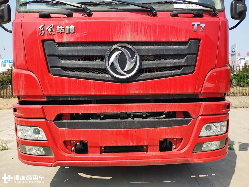 东风华神t7国六牵引车自重多少,华神t7460马力天然气牵引车价格