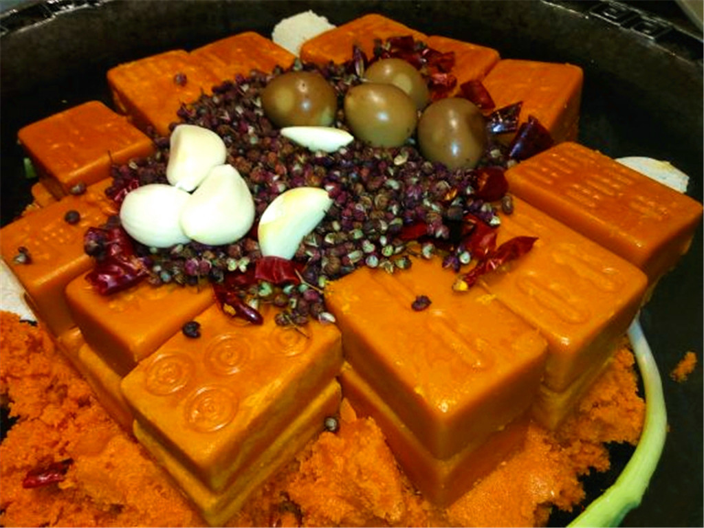 成都高新区正宗牛油火锅菜品,很正宗的成都火锅