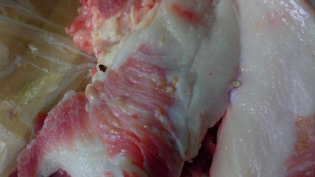 大润发售卖发臭隔夜肉图片,在大润发买的熟食臭了怎么投诉