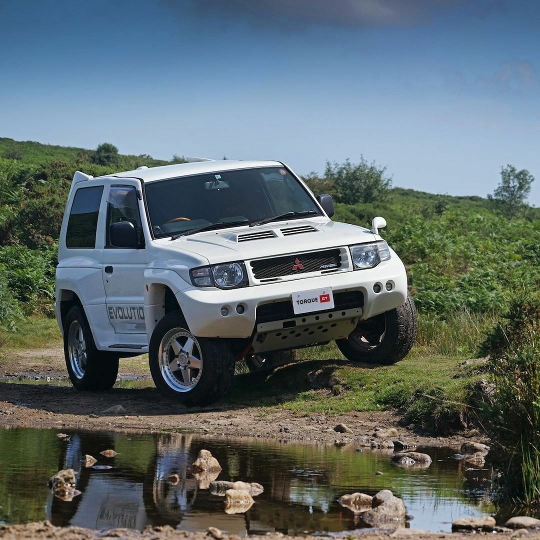 三菱帕杰罗同款式有什么车,全香港唯一一台跑车