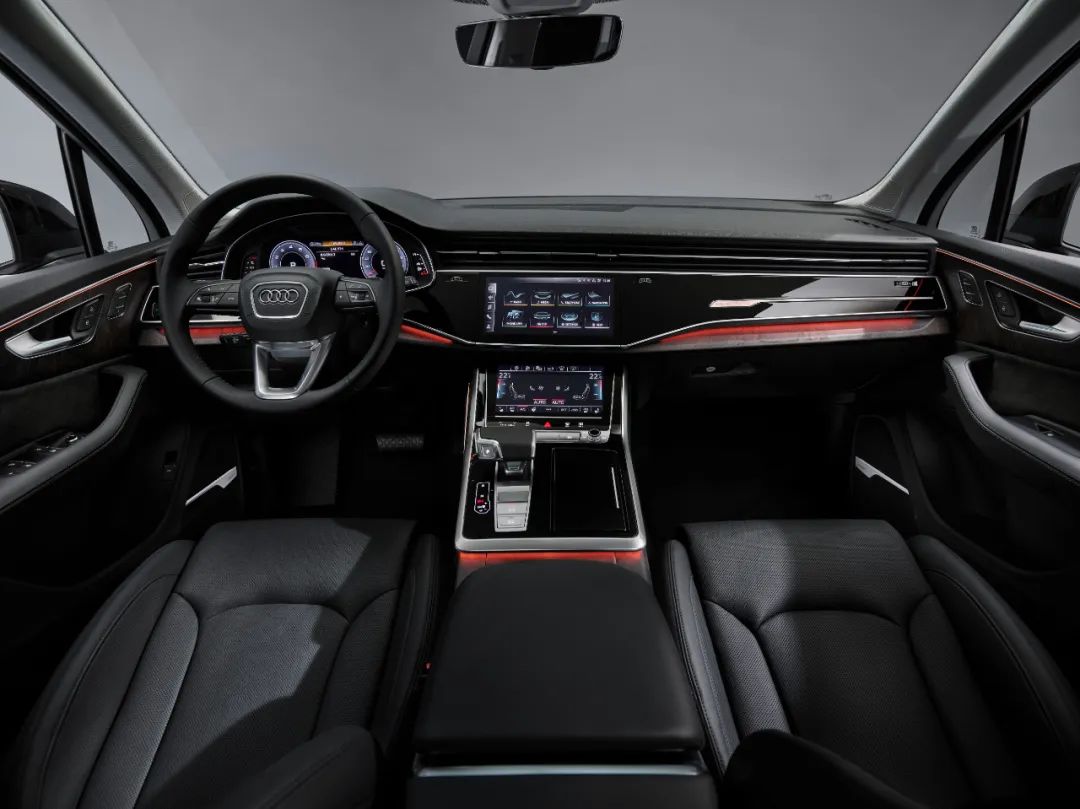 老款奥迪q73.0t和老款奥迪q73.6区别,新款奥迪q7正式上市售68.98万起