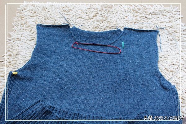 天蓝色超长款毛衣套衫搭配图片,男女羊绒编织衫