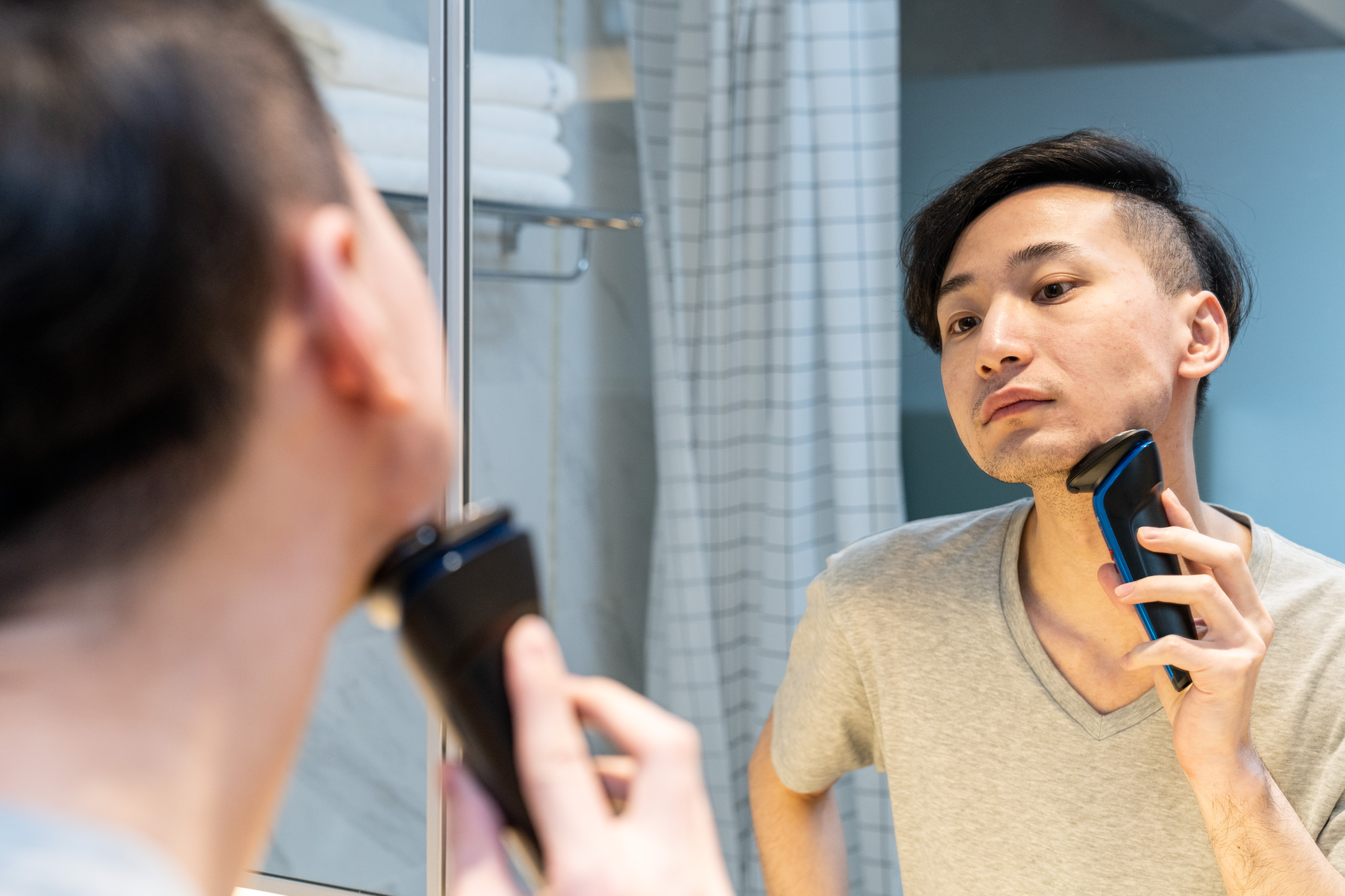 飞利浦剃须刀s2303几瓦,飞利浦电动剃须刀s2308