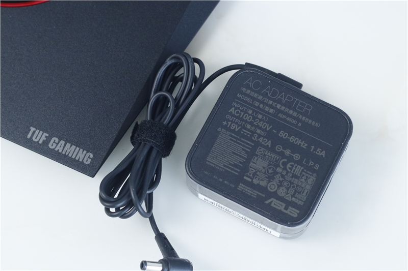 华硕vg27vq曲面屏,华硕vg27aq怎么调最佳画质