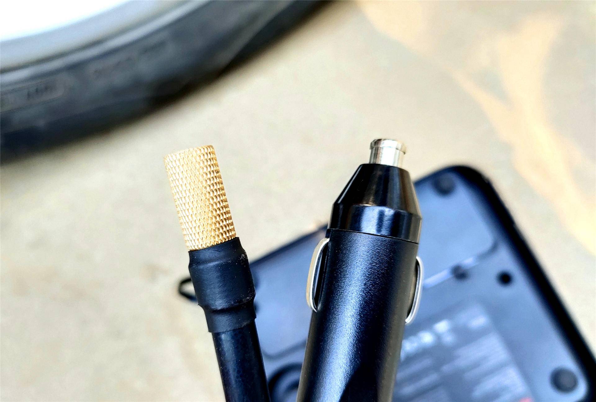 新手车载充气泵推荐,充气泵一键快速充气老司机必备