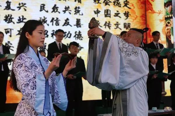 2022上海墓地价格表,上海滨海古园墓地价格表2021