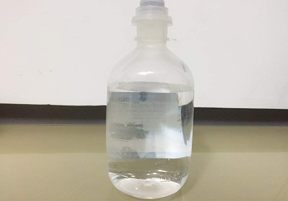 狗狗处理伤口时乱动怎么办,养宠经验狗狗受伤怎么处理伤口