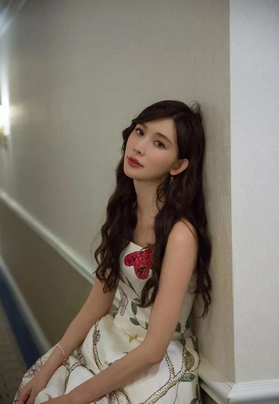 怎么穿的女生才好看,怎么穿显得成熟点女