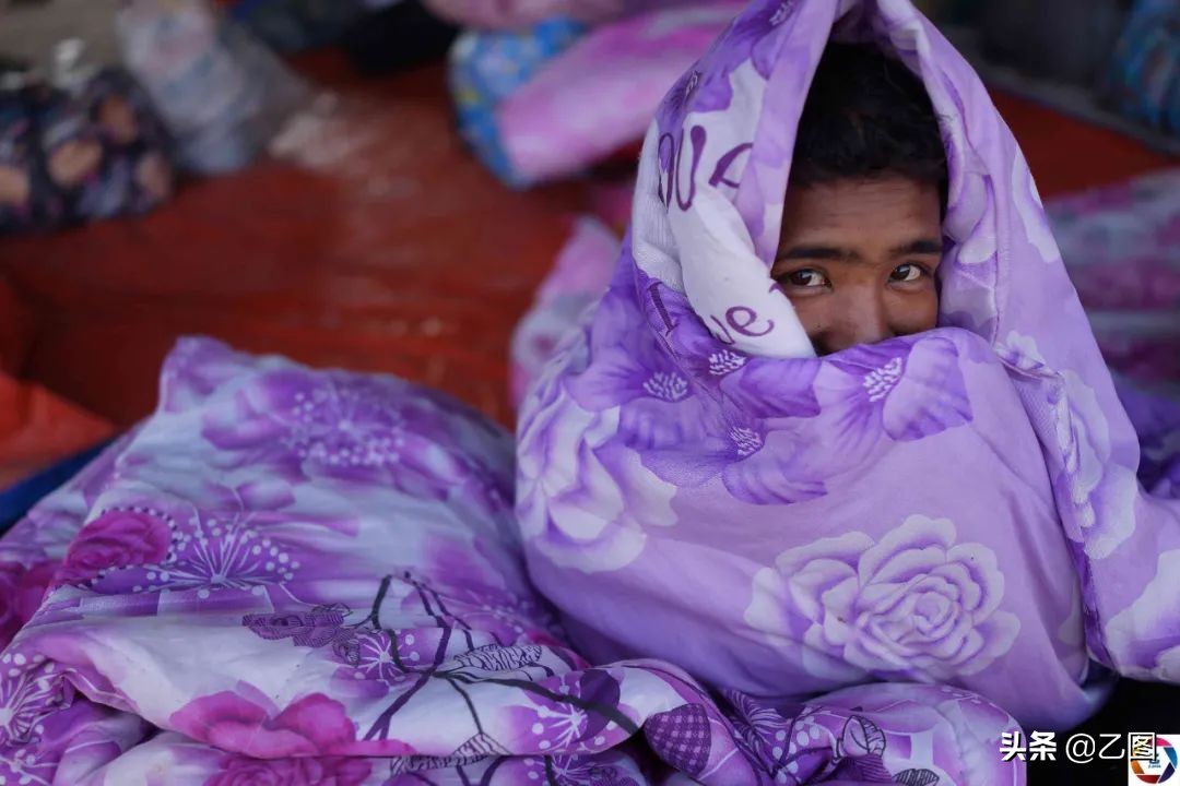 回流嫌疑人自述在缅北被ak47抵头,被ak-47击中