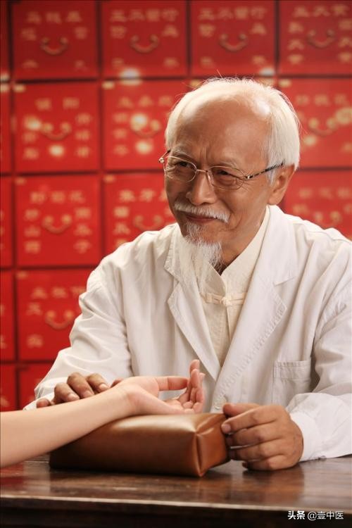 脉经手法口诀,最简单的脉象视频口诀