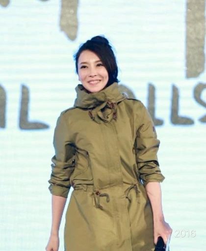 康姨妈年轻时,康姨妈年轻时的颜值