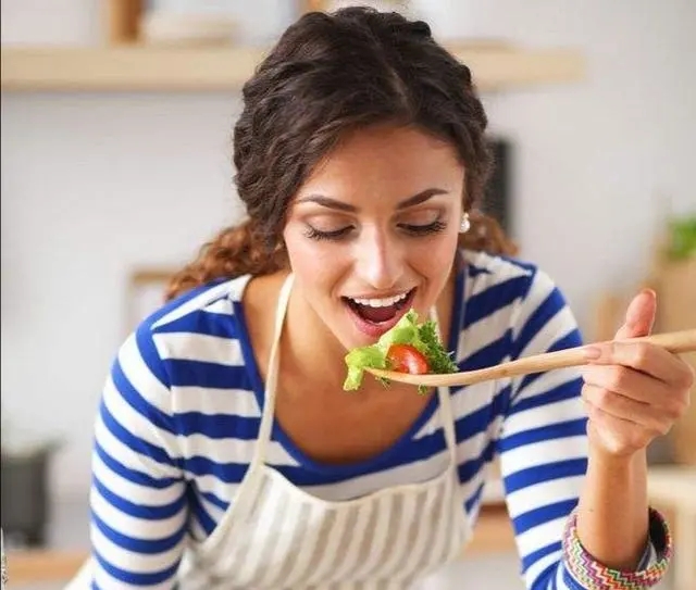 女人如何在一个月内提升颜值,女生长得不好看怎么改善