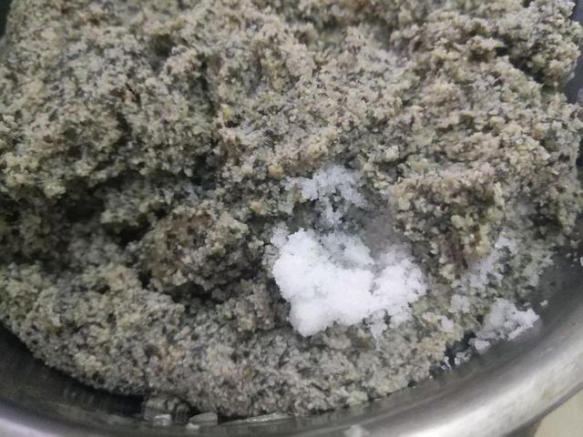 改善白发头，早餐就做这个饼给家人吃，豆渣变美味，做法特简单