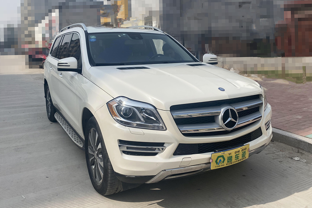 奔驰gl350柴油漏灰色粘液,个人奔驰gl350