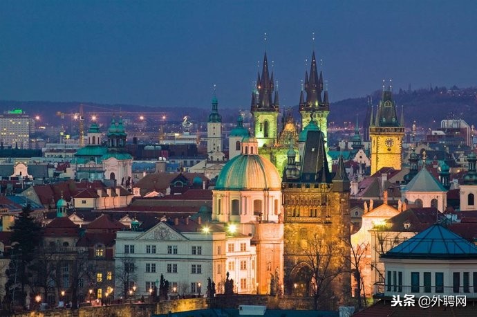 出国旅游为什么那么多人,出国留学的人为什么越来越多