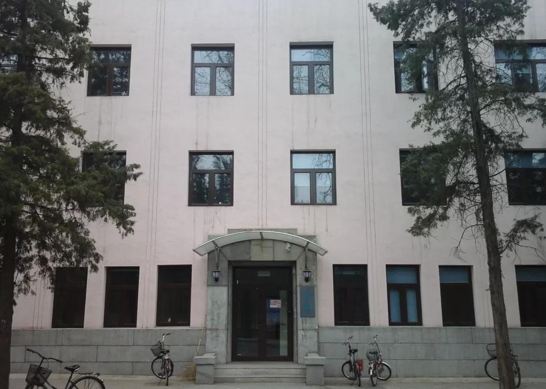 清华大学丘成桐中国第一数学家,丘成桐数学科学中心