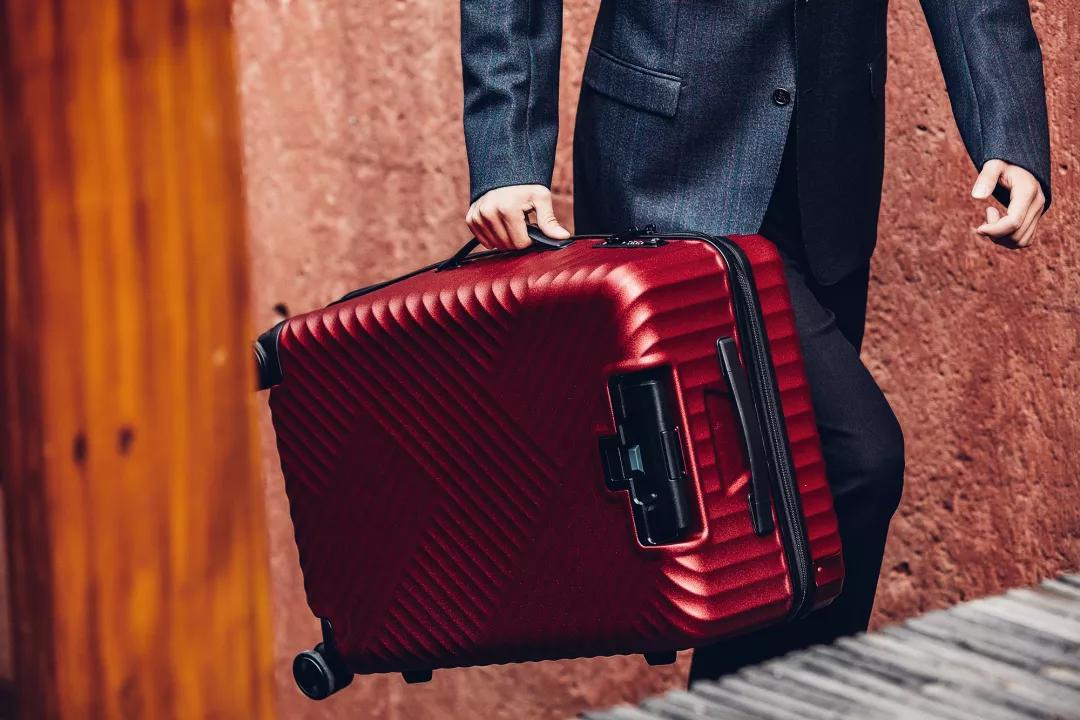 国产结实的旅行箱牌子有哪些,旅行箱国产哪个牌子质量好耐用