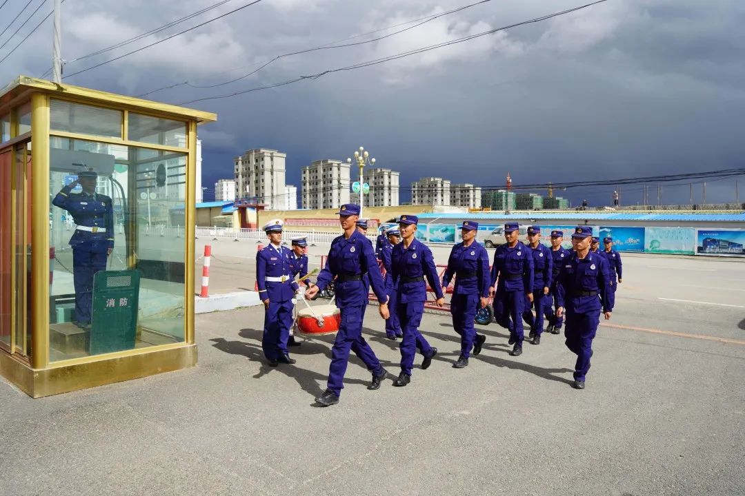 乘风破浪再出发的意思 (乘风破浪再出发怎么唱)