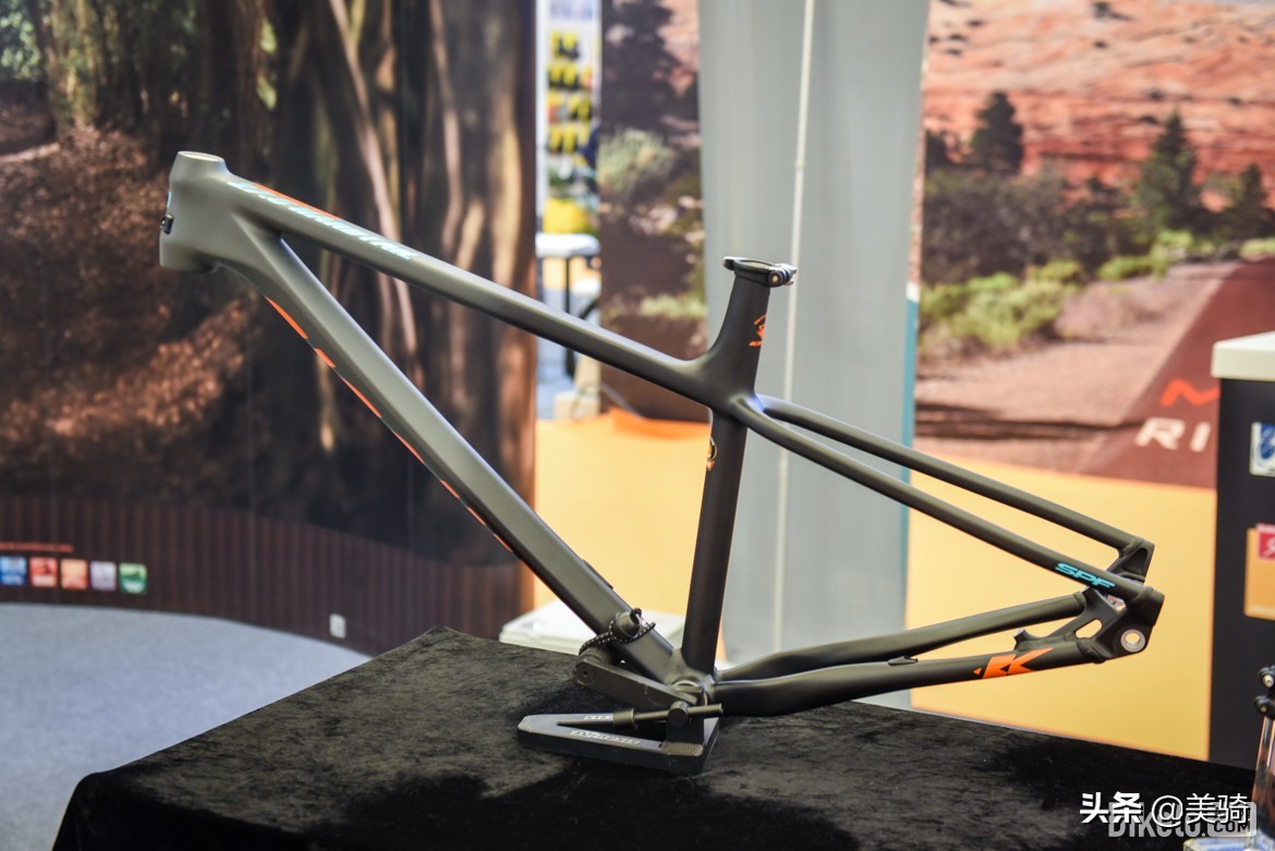 奇妙的自行车全集,上海自行车展会2023凤凰自行车