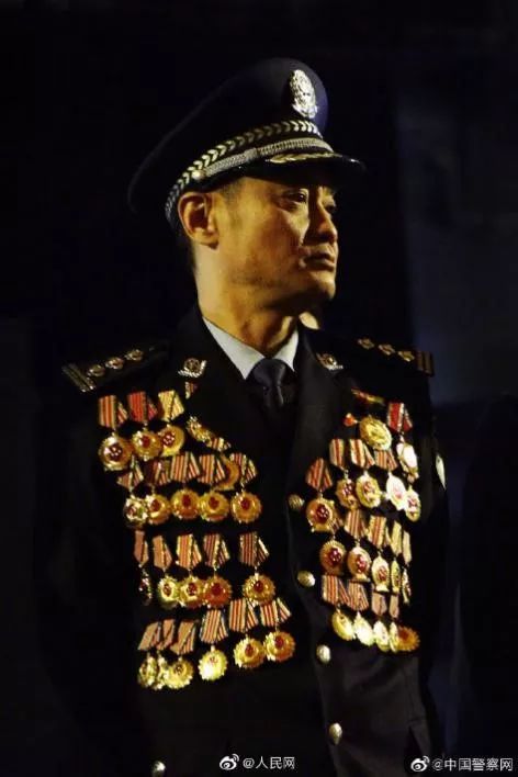 诱骗16岁女孩去ktv上班犯罪,14岁少女被骗ktv