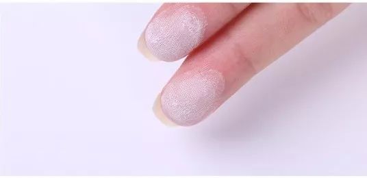 为什么男生都喜欢自己女朋友素颜,为什么男生都喜欢要女朋友的素颜