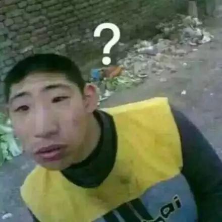 小孩在家看电视被揍,看动画片被父母打