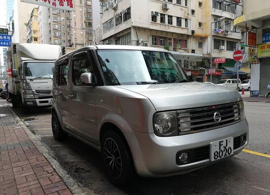 空间魔术师是什么b级轿车,空间魔术师是谁