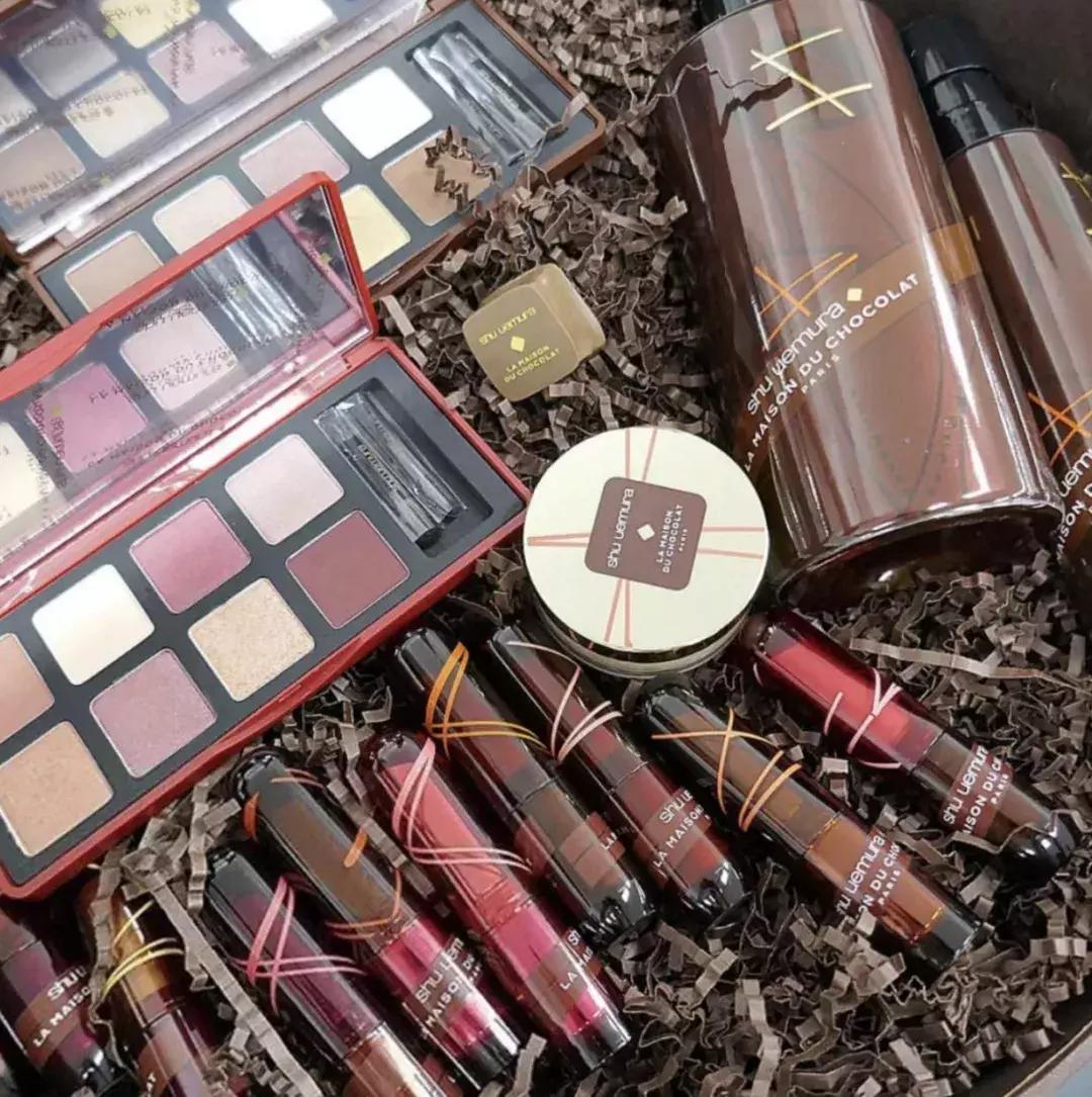 2019骞撮檺閲廲hanel褰╁,chanelysl