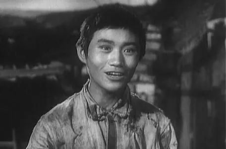 牛犇老师真的是宝藏大爷了！从影70年，人狠话不多，满满正能量！