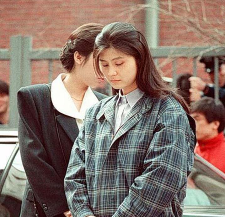 金贤姬回忆录,金贤姬炸飞机案