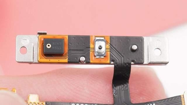 魅族首款智能手表拆解报告，内置艾为AW8896数字智能K音频放大器