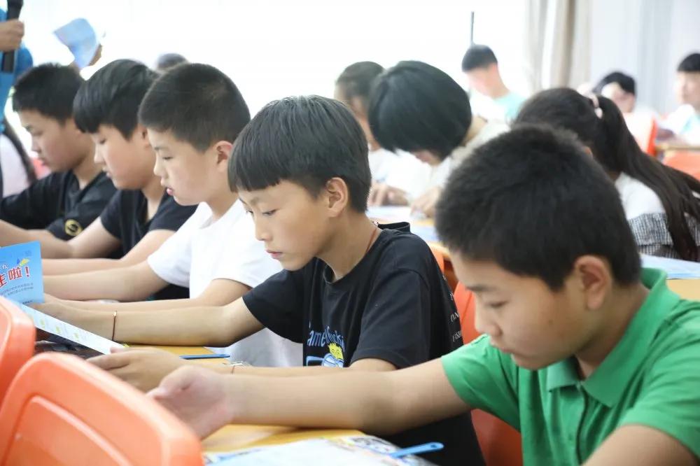 这所学校怎么样用英语怎么说,这所学校怎么样英文