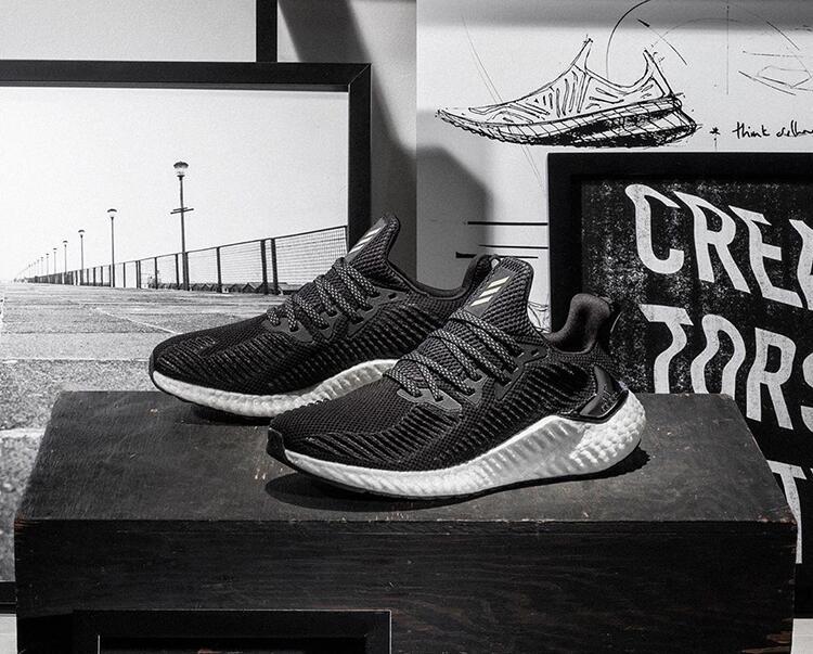 双十一Adidas丨649元UB，399元羽绒服，价格真实惠