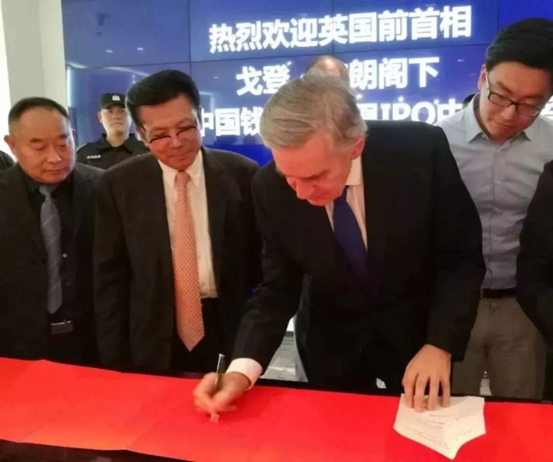 拥抱新生活共筑中国梦,拥抱新时代共筑中国梦