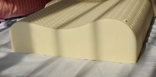 一样的乳胶枕软硬不一样咋回事,100%天然乳胶枕推荐