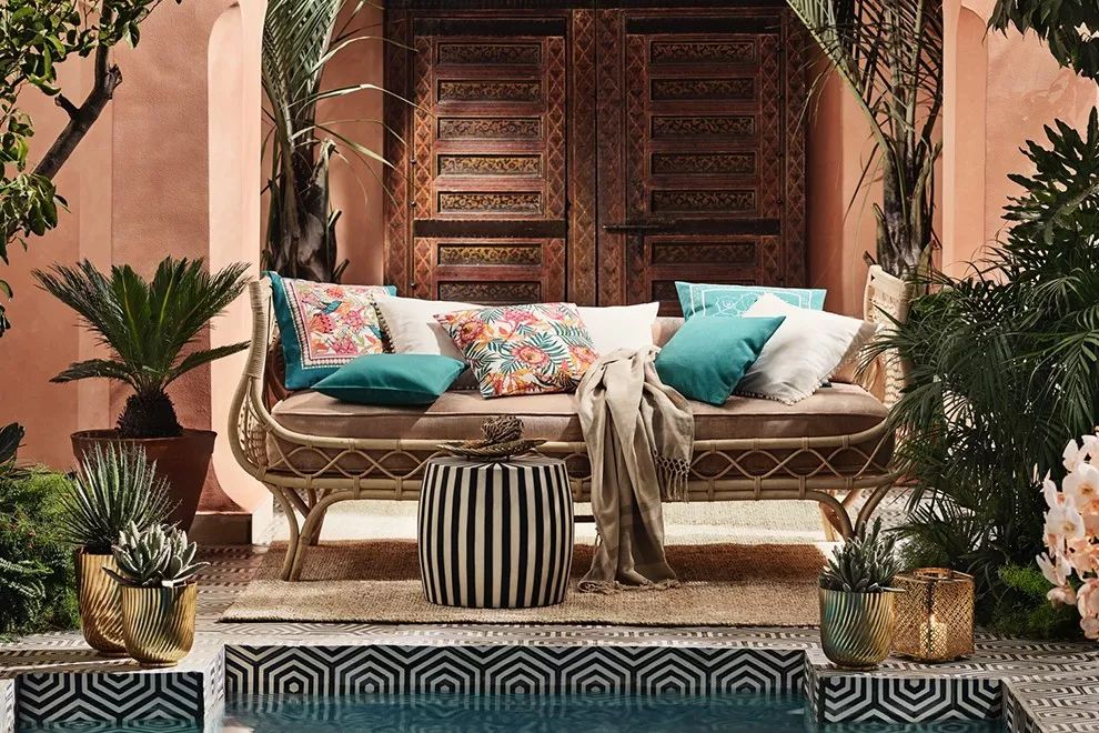 在zarahm买衣服怎么样,为什么年轻人都喜欢在zara买衣服